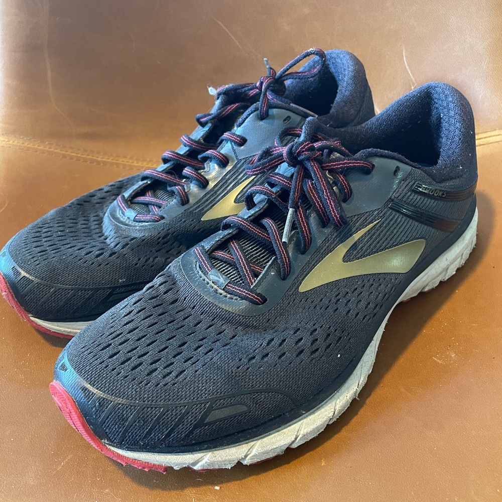 Brooks - Men’s Tennis Shoes 13 D